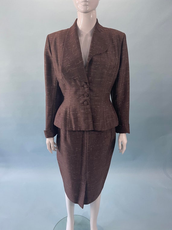 Vintage Chanel Creations Textured Purple Wool Skirt Suit 1970s – Palm Beach  Vintage