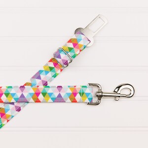 Bright and Fun Geometric Dog Seatbelt