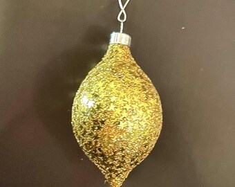 Vintage 1950s Glass Ornament Pair: Delicate Gold Stars