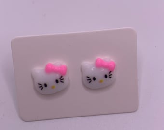 Kitten bow stud earrings