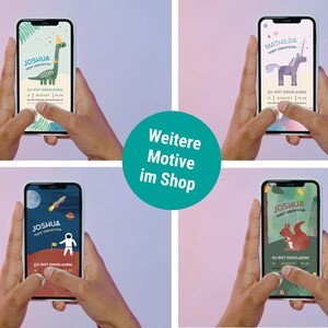 Puede incluir: Cuatro pantallas de tel&eacute;fono diferentes que muestran invitaciones de cumplea&ntilde;os con varios temas. Las invitaciones presentan un dinosaurio, un unicornio, un astronauta y una ardilla. El texto de las invitaciones dice "Joshua" y "Mathilda". El texto tambi&eacute;n dice "Du bist eingeladen", que se traduce como "Est&aacute;s invitado".