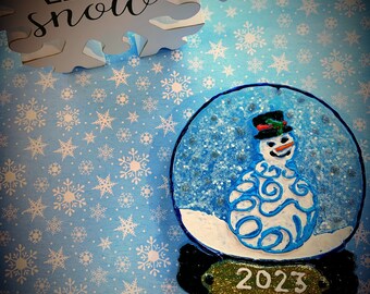 Snowman Snow Globe