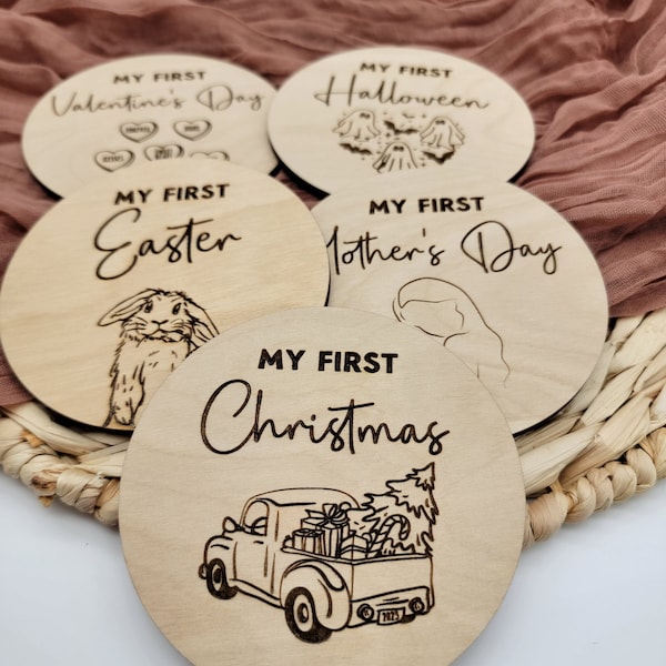 Baby's First Holiday Milestone Discs, Newborn Keepsakes, Milestone Cards, Milestone Discs, Baby Photo Prop, Baby Shower Gift