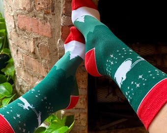 Santa Sleigh Ride Socks – Christmas Holiday Crew Socks