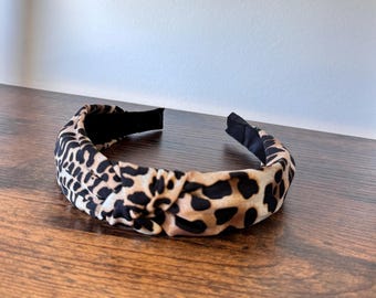 Leopard Print Knot Headband – Trendy and Elegant Animal Print Hairband
