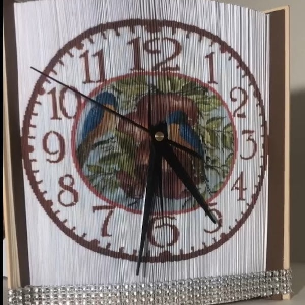 Bird and Apples Clock - Photo Strip Pattern