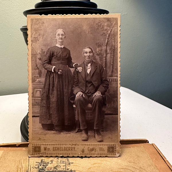 Antique Cabinet Card Photographs from the 1800s