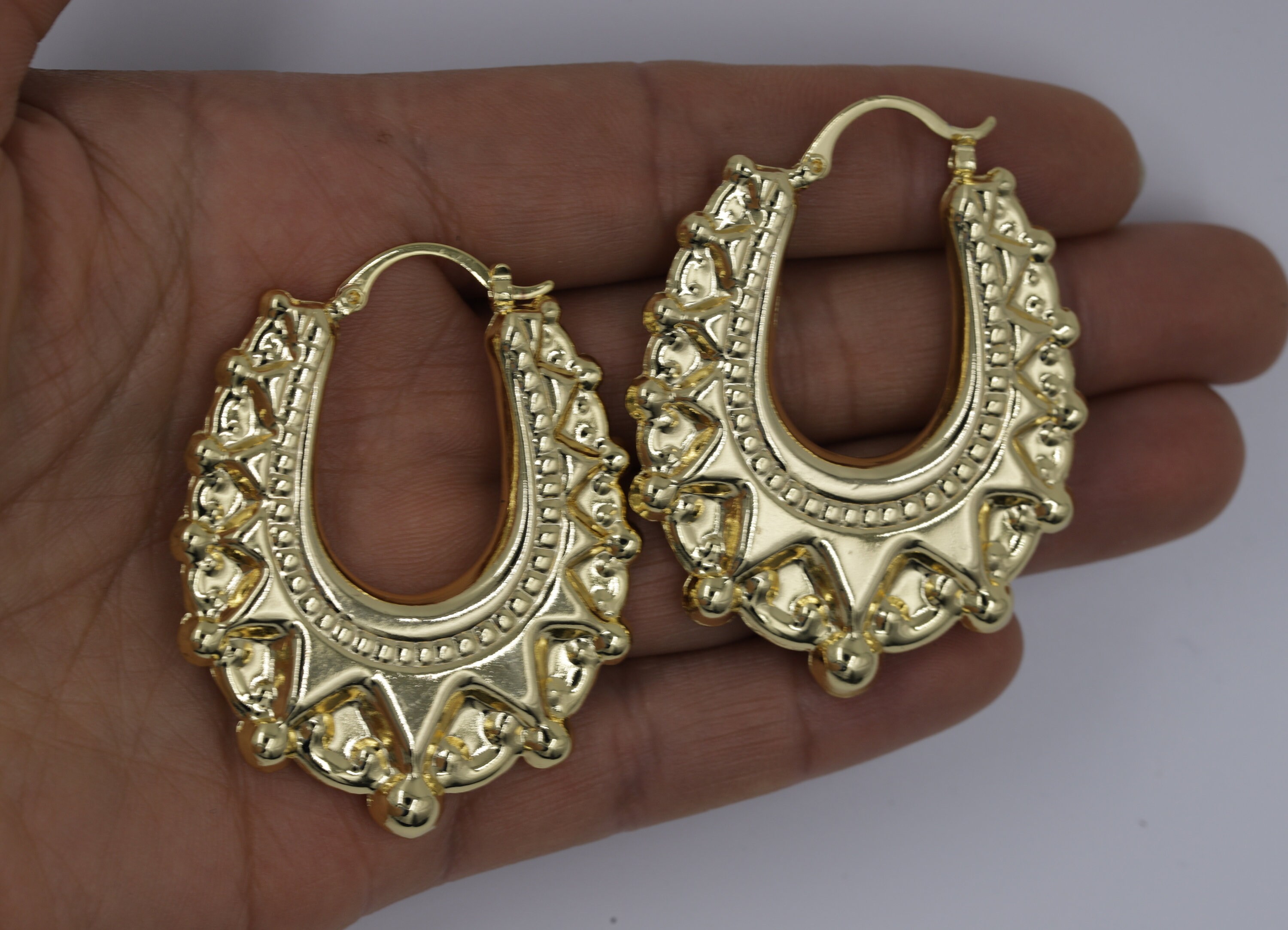 18k Gold Filled Victorian Oval Gypsy Hoop Earrings – Large 25mm – Made In Italy