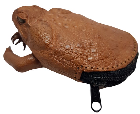 Marvelous cane toad purse, available for purchase at natur