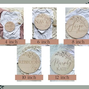Custom Baby Name Announcement Wooden Round Hospital Sign for Crib Personalized Newborn Sign Circle Photo Prop Engraved Baby Name Plaque zdjęcie 9