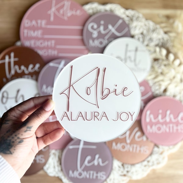 Baby Monthly Marker Custom Baby Keepsake First Year Photo Prop Baby Shower Gift New Mom Gift Nursery Wall Decor Milestone Disc Memory