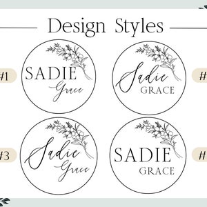 K&ouml;nnte beinhalten: Vier verschiedene Designstile f&uuml;r ein Logo mit dem Namen Sadie Grace und einem floralen Design. Das erste Design zeigt den Namen in Gro&szlig;buchstaben mit dem Wort Grace darunter. Das zweite Design zeigt den Namen in Kursivschrift mit dem Wort Grace darunter. Das dritte Design zeigt den Namen in Kursivschrift mit dem Wort Grace darunter. Das vierte Design zeigt den Namen in Gro&szlig;buchstaben mit dem Wort Grace darunter.