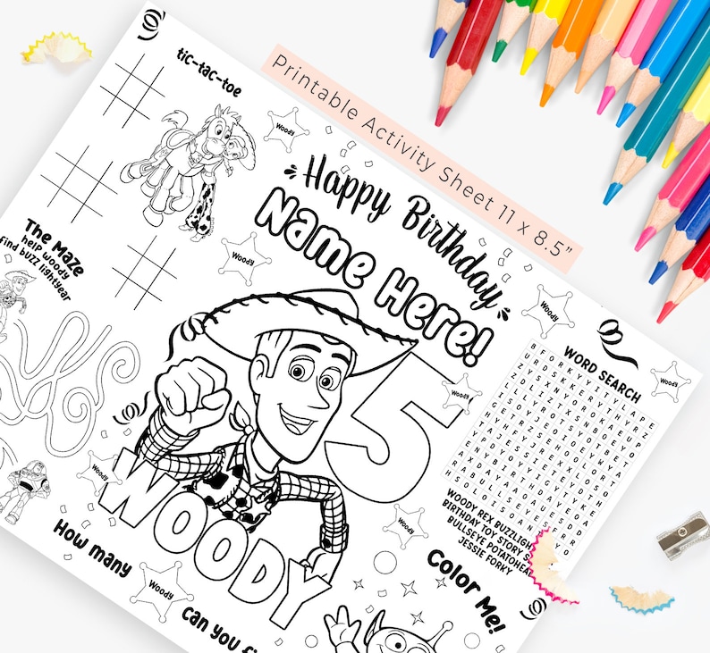 Peut inclure: Une feuille d'activit&eacute;s imprimable en noir et blanc mettant en sc&egrave;ne Woody de Toy Story. La feuille comprend une recherche de mots, un labyrinthe, un jeu de tic-tac-toe et une page &agrave; colorier. La feuille mesure 28 cm sur 21,5 cm.