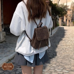 sac à dos en cuir femme | Mini sac à dos | Mini sac à dos femme | sac messager | sac en cuir fait main | sac en cuir italien