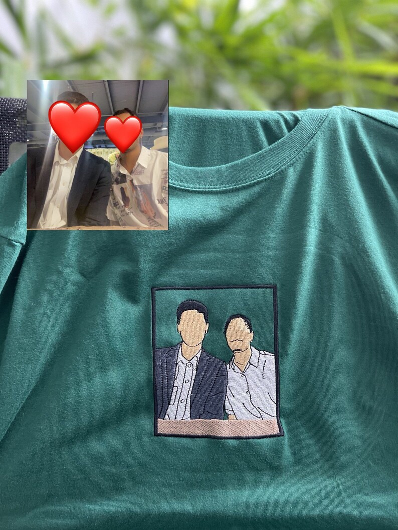 Maglietta ricamata personalizzata, foto ricamata, regalo per, camicia ricamata personalizzata, regalo per un amico, camicia fotografica personalizzata, immagine personalizzata, per coppia immagine 4