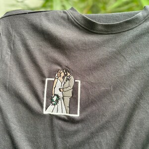 Camiseta bordada personalizada, foto de bordado, regalo para, camisa bordada personalizada, regalo para amigo, camisa con foto personalizada, imagen personalizada, para pareja imagen 8