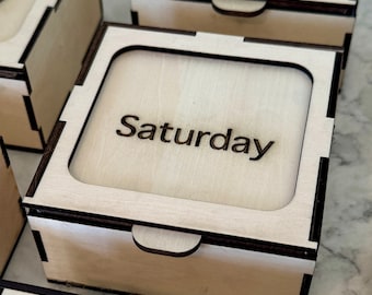 Personalized Days of the Week Wooden Box Set, Engraved 7 Piece Pill Storage Organizer, Daily Vitamin Trinket Box, Custom Mom Gift, Mens Gift