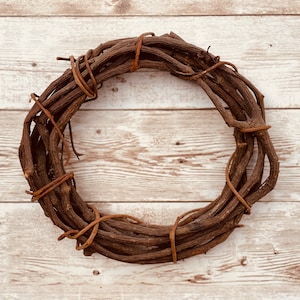 6&quot; Grapevine Wreath