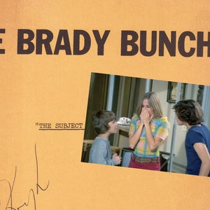Sceneggiatura della serie TV BRADY BUNCH, *Pagine speciali a colori* Episodio di football di Top Marsha, autografato (copia) in regalo