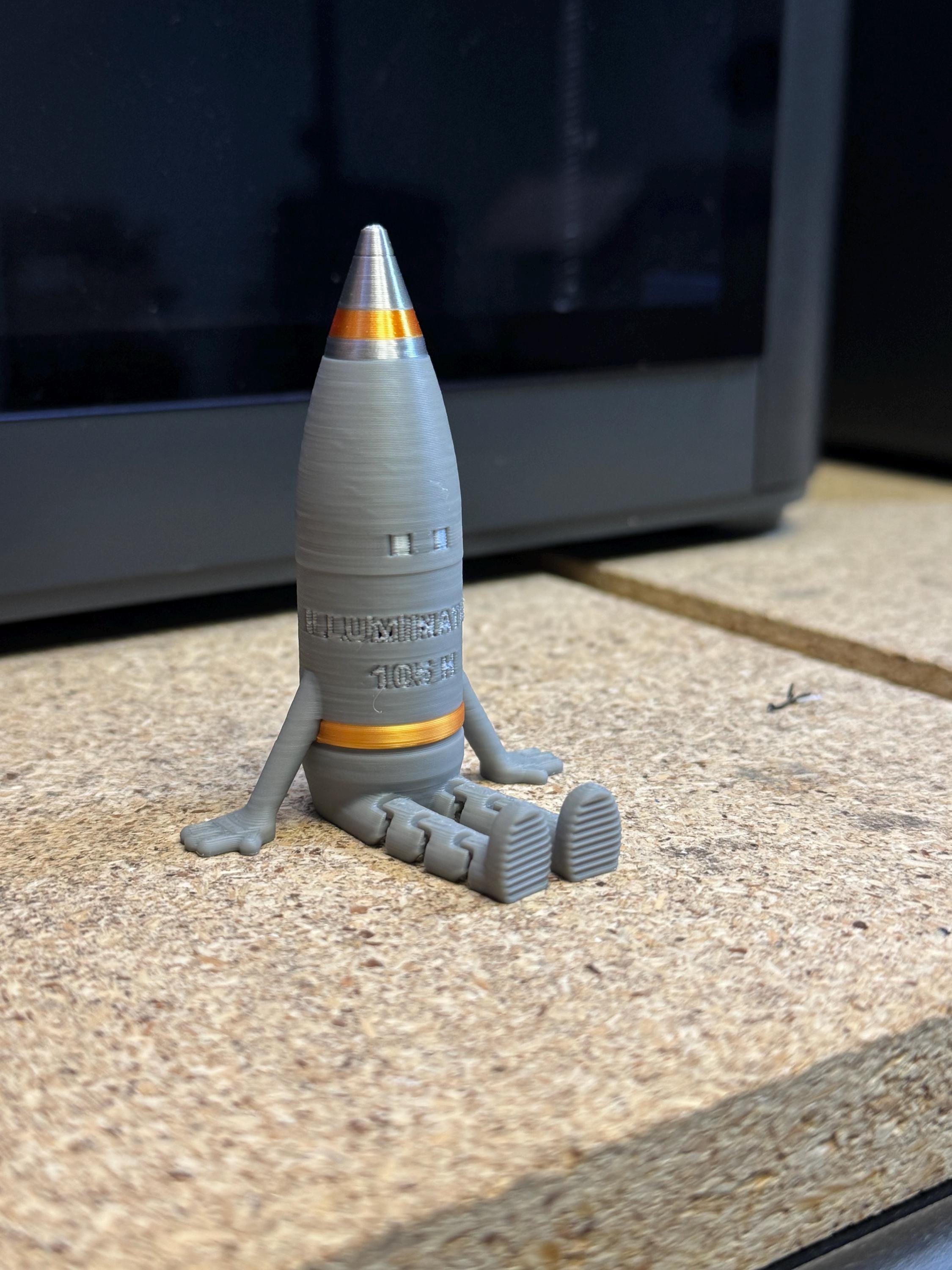 105MM Artillery Shell Buddy – Unique Military-inspired Desk Toy or