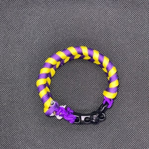 FISHTAILS PARACORD BRACELET