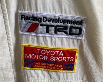 TOYOTA　トヨタ　ヴィンテージTRDデニムジャンパー「平成６年頃の貴重品」 TOYOTA トヨタ ヴィンテージTRDデニムジャンパー「平成6年頃の
