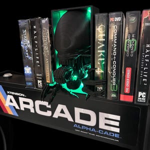 Alien book end shelf ornament mancave decoration arcade topper Movie Prop Replica image 2