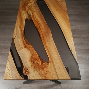 スモークブラックエポキシ樹脂ダイニングとコーヒーテーブルトップ、カスタム木製エンドテーブル、パーソナライズされたホームデコレーション家具、ユニークな手作りギフト