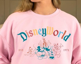 2026 Family Vacation Shirt, Mickey And Friends Disneyworld Est 1971 Sweatshirt