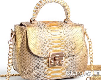Bolsa de ombro pequena em pele de cobra dourada, bolsa transversal elegante em couro de píton verdadeiro, bolsa de mão com aba e alça superior para mulheres