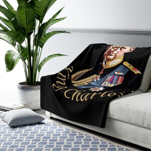 Regal Majesty: King Charles III Sherpa Fleece Blanket - Luxurious Comfort Fit for Royalty, Captivating Portrait Design, King Charles Blanket