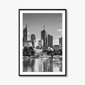 Melvin's Photo Poster Print Australien Australien No 2, Bordeaux Schwarz-Weiß-Kunst, Bordeaux-Fotografie, Australien-Reise, Zug von Australien
