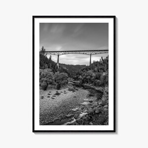 オーバーン・カリフォルニアの写真ポスタープリント、オーバーン・カリフォルニアの白黒アート、オーバーンの壁写真、オーバーン旅行、オーバーン地図ポスター、