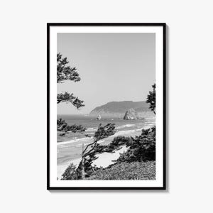 Impresión fotográfica en blanco y negro de Cannon Beach, póster de Haystack Rock, costa de Oregón