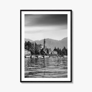 Stampa fotografica del Lago di Como, arte in bianco e nero del Lago di Como, fotografia murale del Lago di Como, viaggi sul Lago di Como, poster con mappa del Lago di Como