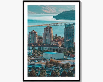 Impresión fotográfica artística del horizonte de Kelowna, lago Okanagan, montaña Knox, póster de Columbia Británica