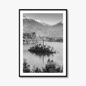 Stampa di poster fotografico della Slovenia, arte murale in bianco e nero della Slovenia, fotografia murale della Slovenia, viaggio in Slovenia, poster con mappa della Slovenia