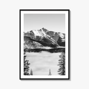 Póster fotográfico Big Sky n.º 2, arte mural en blanco y negro de Big Sky, fotografía de pared de Big Sky, viajes de Big Sky, póster de mapa de Big Sky