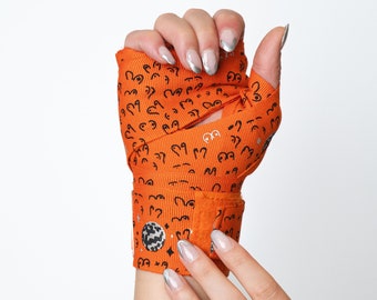 Boxing / Kickboxing / Muay Thai Handwraps with Glitter in Orange 4.5m for Girls