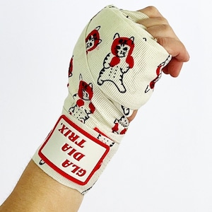 Boxing / Kickboxing / Muay Thai Hand Wraps Kitten in Red 4.5m for Girls