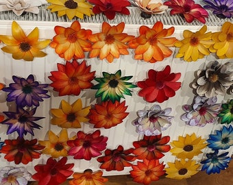 Wooden flowers - Batch of 10 flowers- Different shapes and sizes by your choice