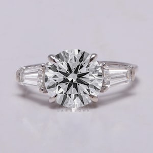 Traditional VVS2-VS1 Clarity E-F colorless IGI Certified Round Ideal Cut Lab Grown Diamond Three Stone Engagement Ring 14k White Gold