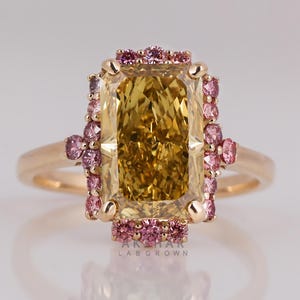 5.00 Carat Yellow VS/SI Clarity IGI certified Elongated Radiant Cut Lab Grown Diamond Stylish Halo Design Engagement Ring 10k Yellow Gold