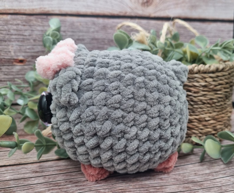 Hamster triste grand, la tendance des médias sociaux/hamster au crochet/jouet au crochet/décoration/jouet en peluche/prêt pour l'expédition image 3