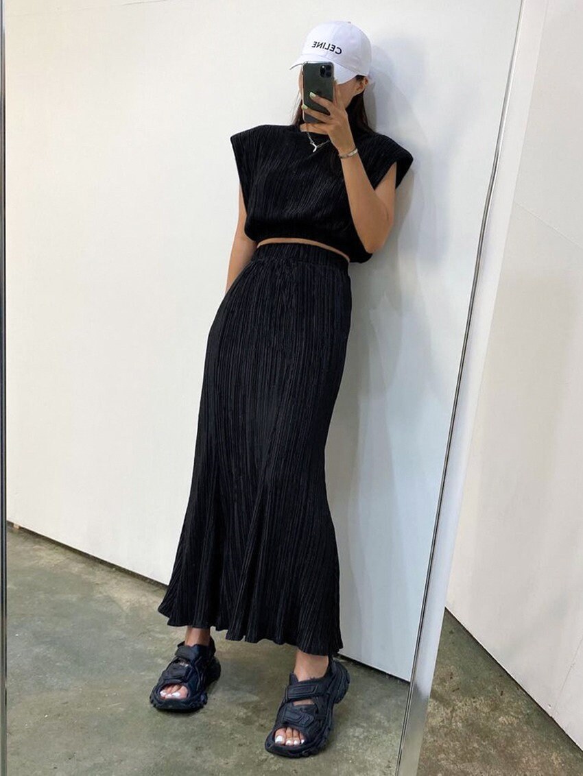 Two-piece Pleated Skirt
