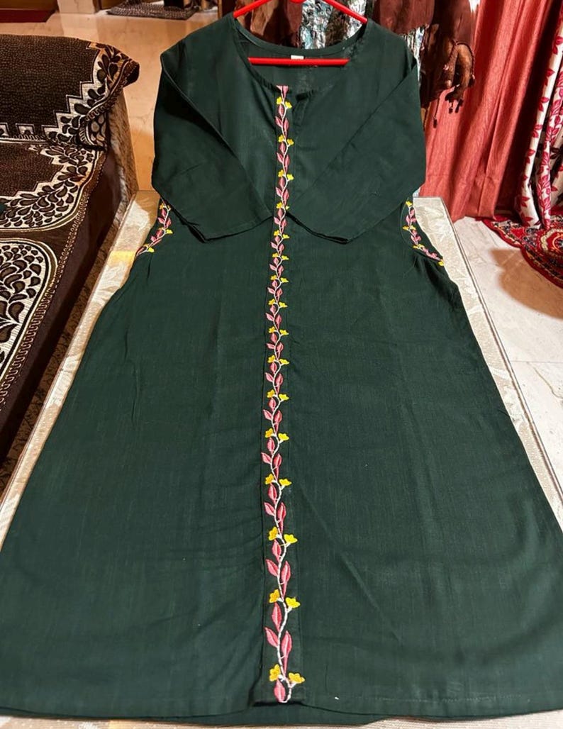 Womens Traditional Green Kurti Pant with Dupatta Set, Indian Designer Salwar Kameez, Ethnic 3 piece Salwar Kameez, Readymade Women's Wear image 5