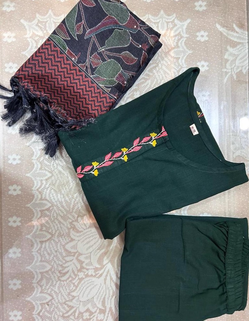 Womens Traditional Green Kurti Pant with Dupatta Set, Indian Designer Salwar Kameez, Ethnic 3 piece Salwar Kameez, Readymade Women's Wear image 7