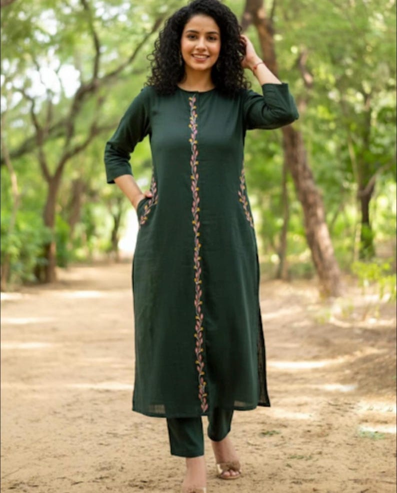 Womens Traditional Green Kurti Pant with Dupatta Set, Indian Designer Salwar Kameez, Ethnic 3 piece Salwar Kameez, Readymade Women's Wear image 2