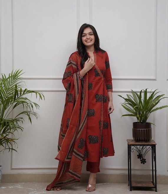 Cotton Anarkali Kurti Pant Set: Elephant Print Indian Salwar Kameez