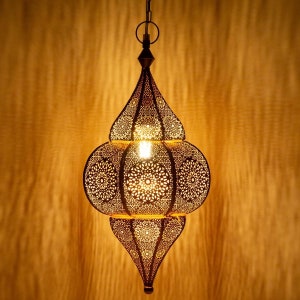 Lampada a sospensione orientale Lunar Gold Lampada a sospensione dal design marocchino Lampada per il soggiorno, la cucina o appesa sopra il tavolo da pranzo immagine 4